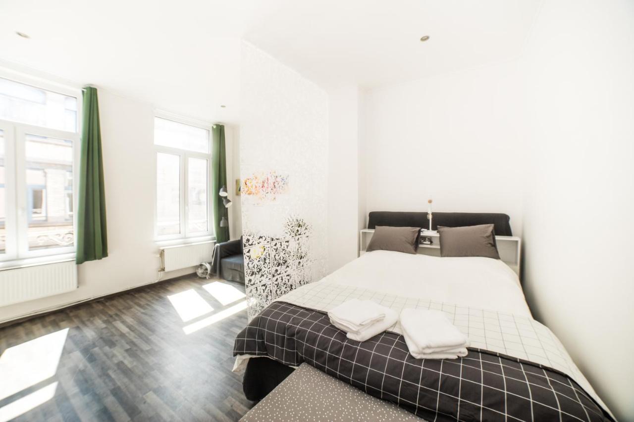 City Centre Hidden Gem! Apartment For Up To 3 People Bruxelas Exterior foto